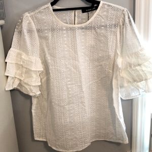 Women’s White Top - Size L